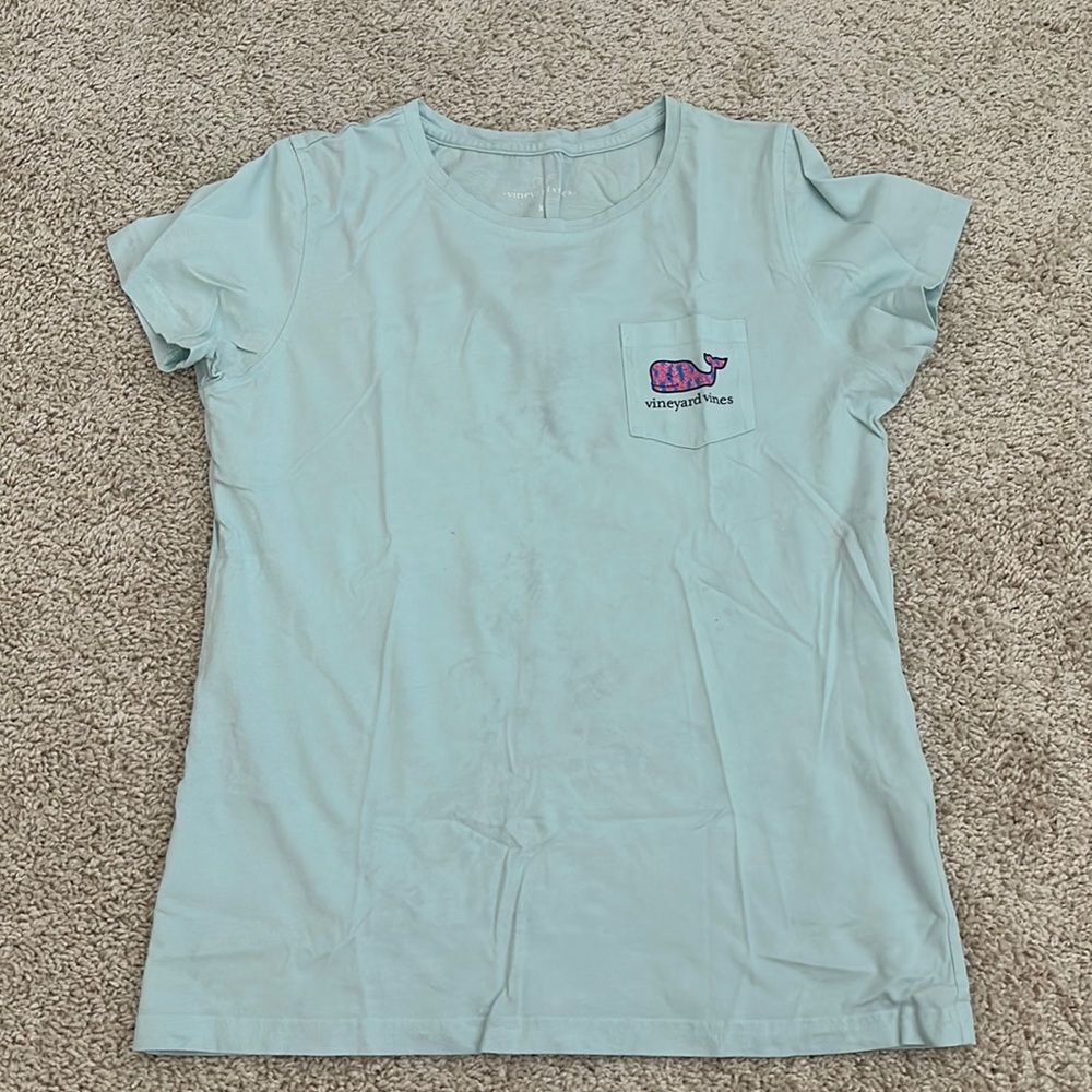 Vineyard Vines women’s t shirt